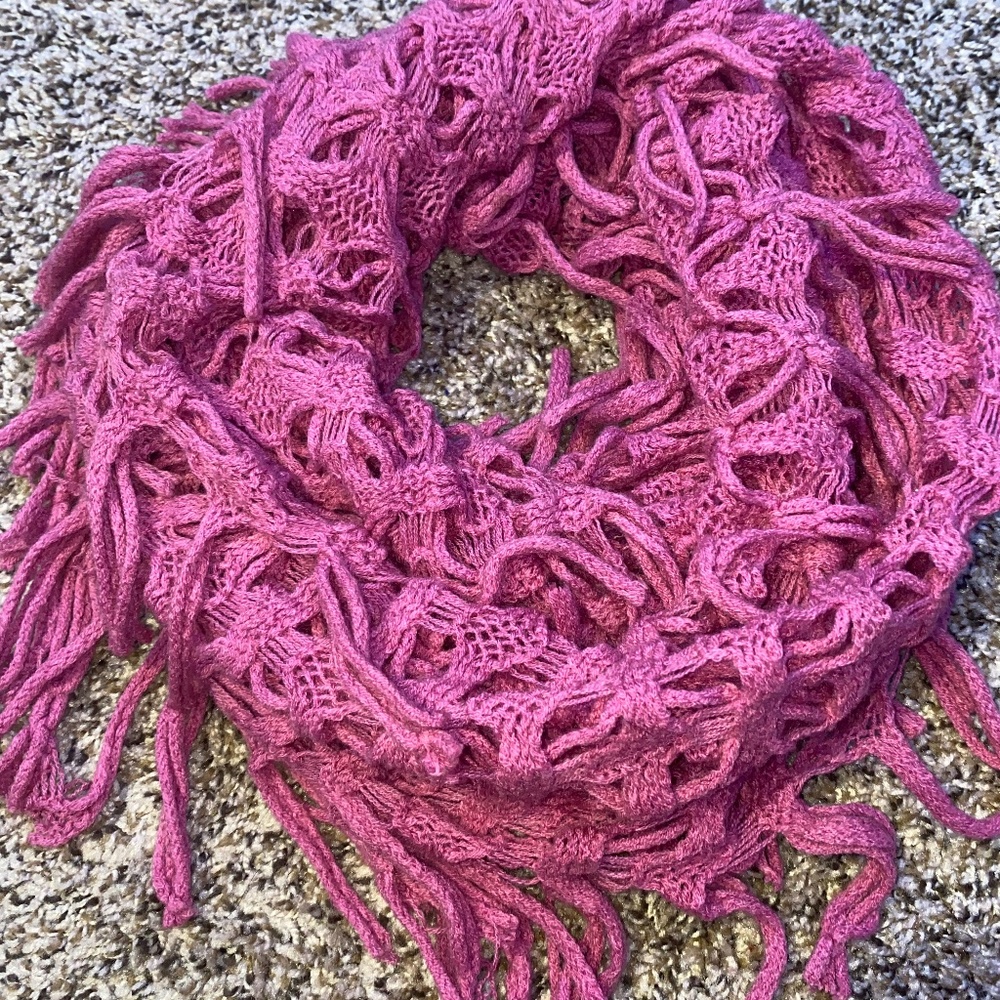Distressed Infinity Scarf 💕